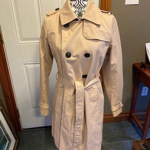 Trench coat like new